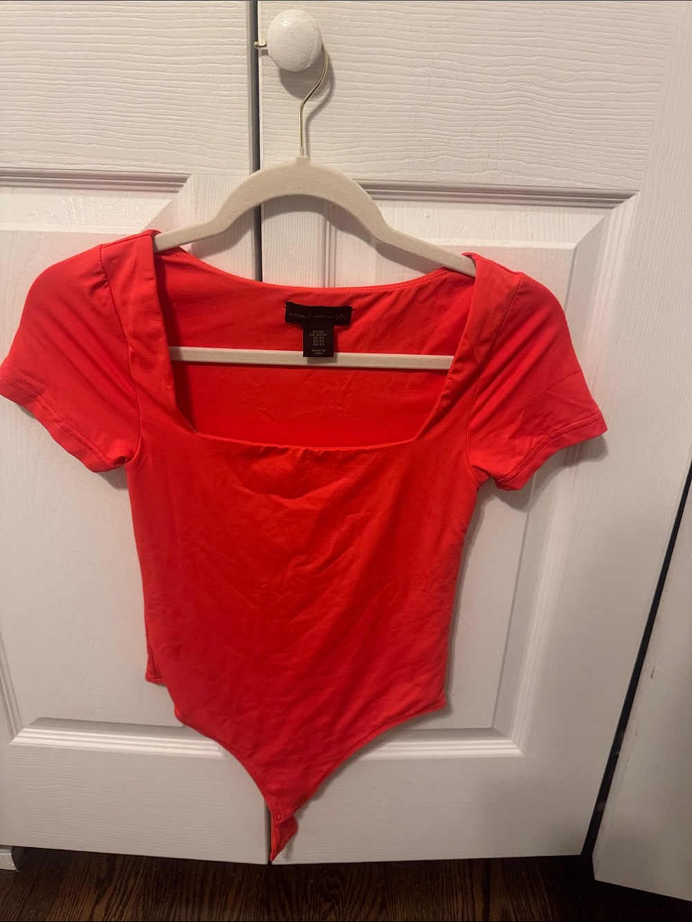 House of Harlow 1960 Orange Square Neck Short Sleeve Bodysuit